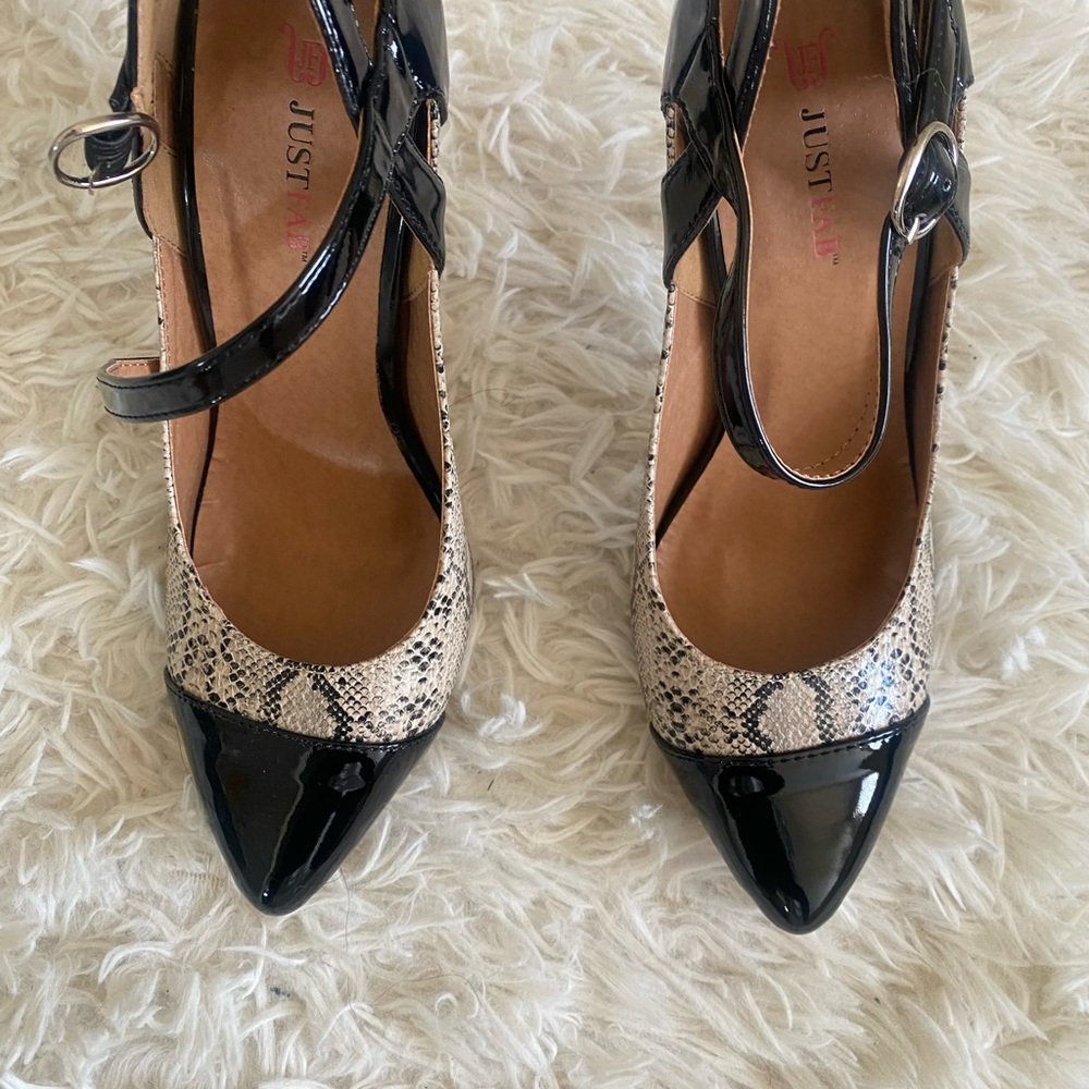 NEW heels - Picture 4 of 4